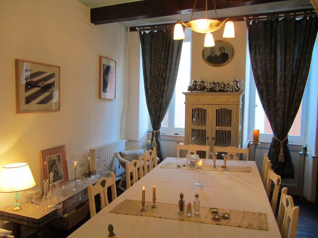 La Maison De Natasha Castillon-en-Couserans Exterior photo